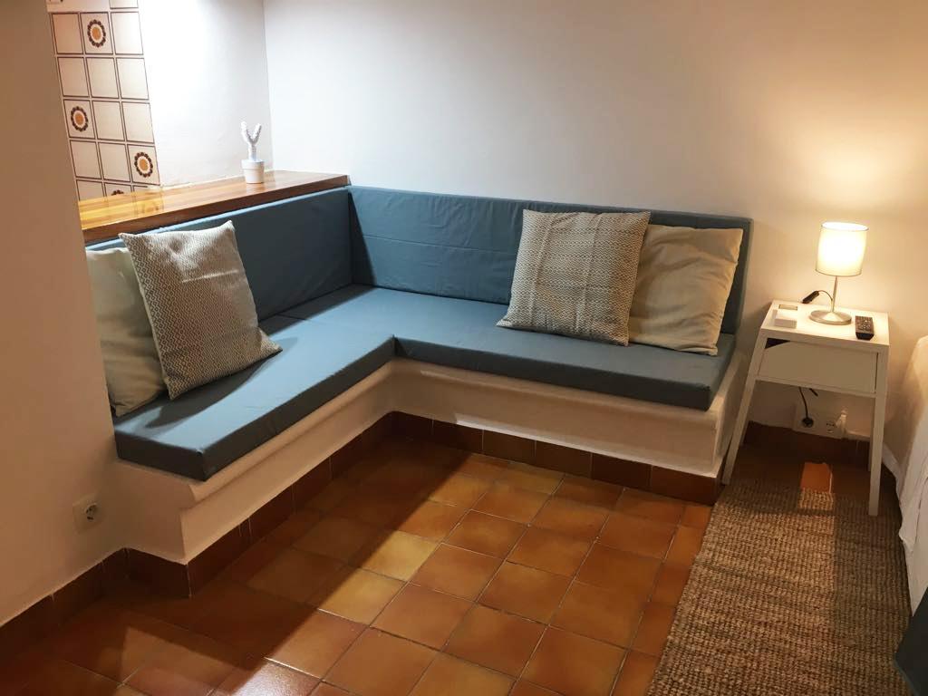 Apartamentos Albertos Санта Еулалия дел Рио Екстериор снимка