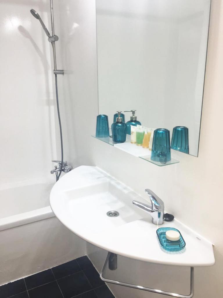 Apartamentos Albertos Санта Еулалия дел Рио Екстериор снимка
